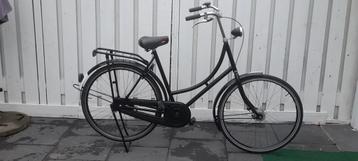 Te koop omafiets beschikbaar voor biedingen
