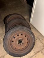 Set Winterbanden 186 65 14 op velg 4x98 met velgdoppen, Auto diversen, Wieldoppen, Ophalen, Gebruikt