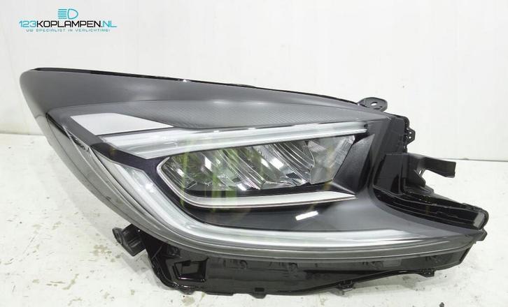 Toyota Aygo X Full Led koplamp rechts, Auto-onderdelen, Verlichting, Toyota, Gebruikt, Ophalen of Verzenden