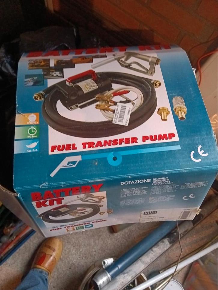 Dieselpomp met batterij aansluiting 24V, Auto-onderdelen, Brandstofpompen, Nieuw, Ophalen