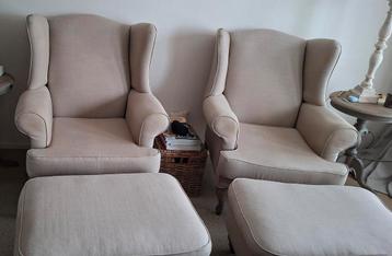 2 oor fauteuils met hockers, zandkleurig, géén Ikea !!