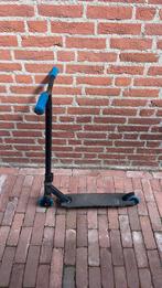 Zwarte Stuntstep van (slick series), Fietsen en Brommers, Steps, Ophalen, Gebruikt, Gewone step, Slick series