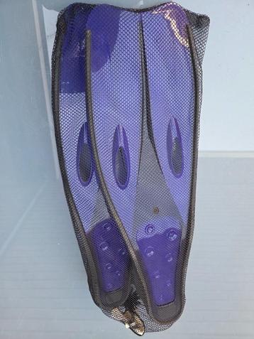 Flippers NIEUW 1 maat volwassenen beschikbaar voor biedingen