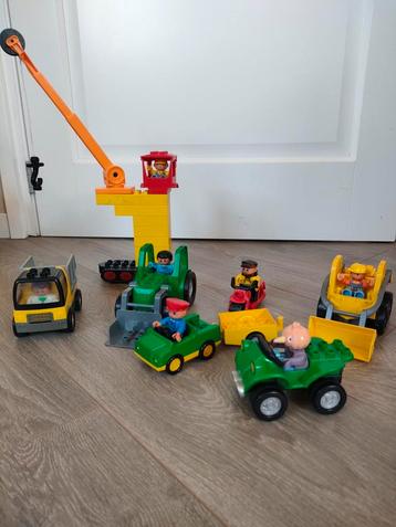 Set 7 Duplo voertuigen, oa hijskraan, trekker, kiepwagen beschikbaar voor biedingen