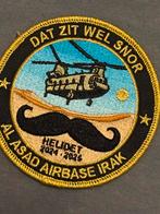 Embleem 298 SQN Helidet Al Asad Airbase Irak, Verzamelen, Ophalen of Verzenden, Luchtmacht, Nederland, Embleem of Badge