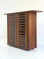 Hoog Italiaans vintage dressoir highboard met walnoot hout e, Huis en Inrichting, Ophalen, Met deur(en), -, 100 tot 150 cm