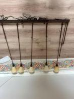 Bronzen hanglamp met roomwitte glazen lampenkapjes, Huis en Inrichting, Lampen | Hanglampen, Ophalen, Zo goed als nieuw, Glas