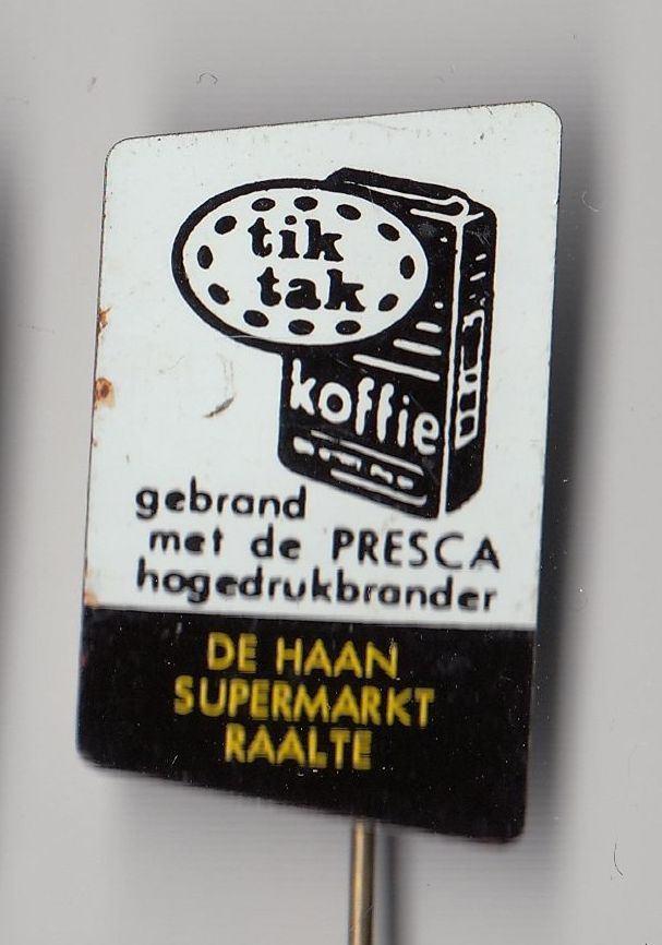 TikTak Koffie De Haan Raalte speldje, Verzamelen, Speldjes, Pins en Buttons, Gebruikt, Speldje of Pin, Overige onderwerpen, Ophalen of Verzenden