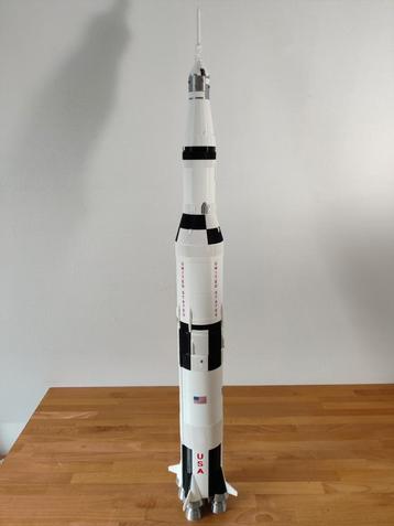 Saturnus V 3D Print Model Raket - Schaal 1:100 - 110 cm hoog