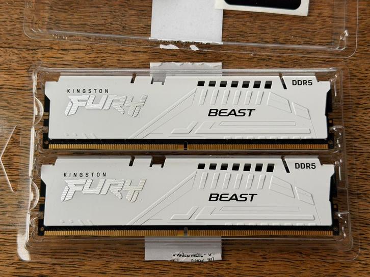 Kingston Fury Beast KF564C32BWEK2-64, Computers en Software, RAM geheugen, Zo goed als nieuw, Desktop, 64 GB, DDR5, Ophalen of Verzenden