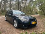 BMW 5-Serie 4.4 I 545 Touring AUT 2005 Zwart, Auto's, BMW, Automaat, Achterwielaandrijving, 8 cilinders, 1700 kg