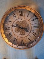 Mooie Wandklok met Draaiende Tandwielen, Ophalen of Verzenden, Zo goed als nieuw, Analoog, Wandklok