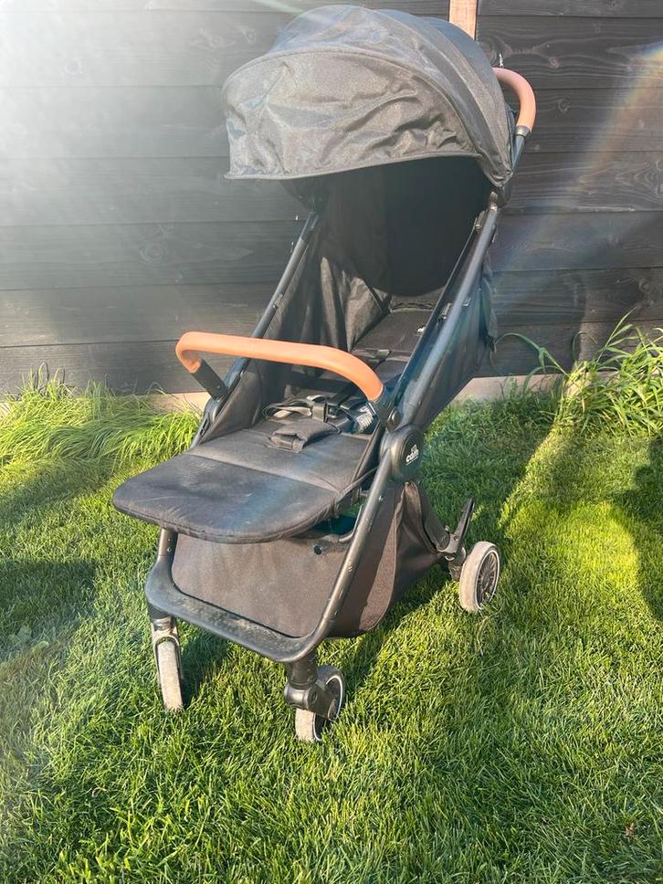 CAM Flow buggy, Kinderen en Baby's, Buggy's, Zo goed als nieuw, Overige merken, Verstelbare rugleuning, Zonnekap, Ophalen