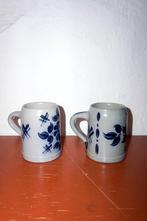 paar vintage blauwe wit bierpullen * pasch venlo .5L, Antiek en Kunst, Antiek | Keramiek en Aardewerk, Ophalen of Verzenden