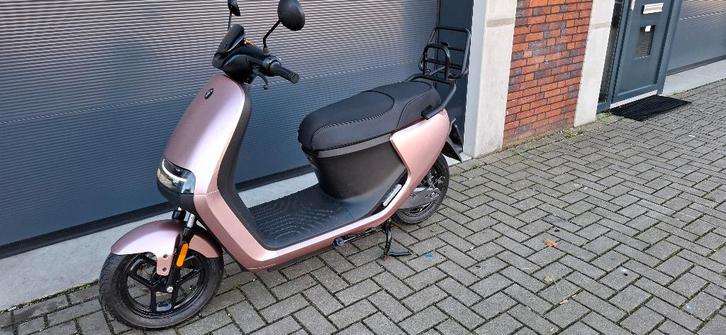 Segway E110SE Elektrische Scooter, Fietsen en Brommers, Snorfietsen en Snorscooters, Gebruikt, Overige merken, Elektrisch, Ophalen