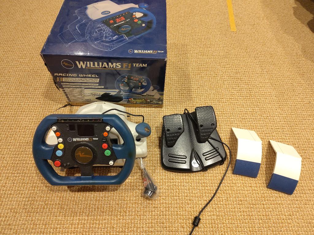 Williams F1 raceset voor Xbox one, Ophalen of Verzenden, Gebruikt, Stuurtje of Sportattribuut, Xbox Original