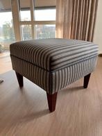 Blauw gestreepte poef / hocker met kersenhouten pootjes, Ophalen, Hout, Klassiek, Zo goed als nieuw