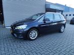 BMW 2-serie Active Tourer 216d Corporate Lease Essential|aut, Auto's, BMW, Gebruikt, Blauw, 116 pk, Origineel Nederlands