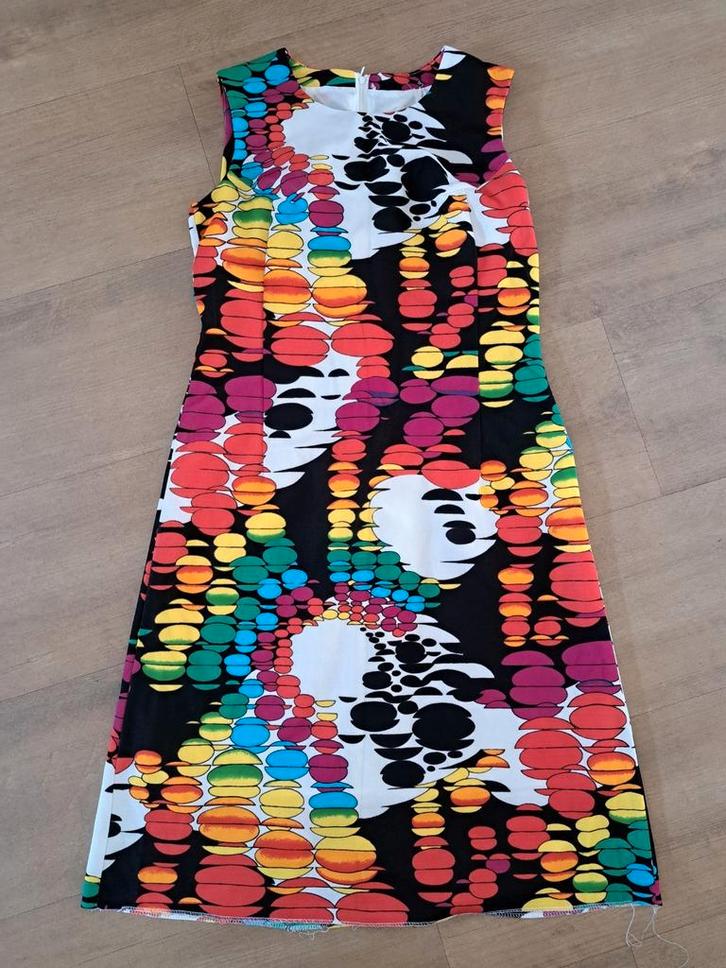 Retro vintage jurk, Kleding | Dames, Jurken, Zo goed als nieuw, Maat 38/40 (M), Boven de knie, Ophalen of Verzenden