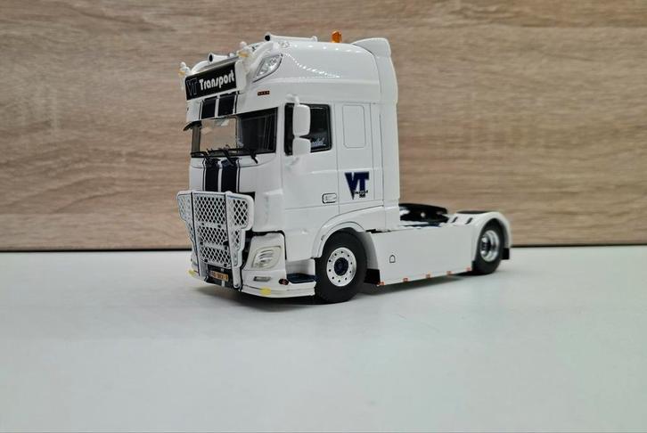 Wsi Daf XF106 VT Transport, Hobby en Vrije tijd, Modelauto's | 1:50, Zo goed als nieuw, Bus of Vrachtwagen, Wsi, Ophalen of Verzenden