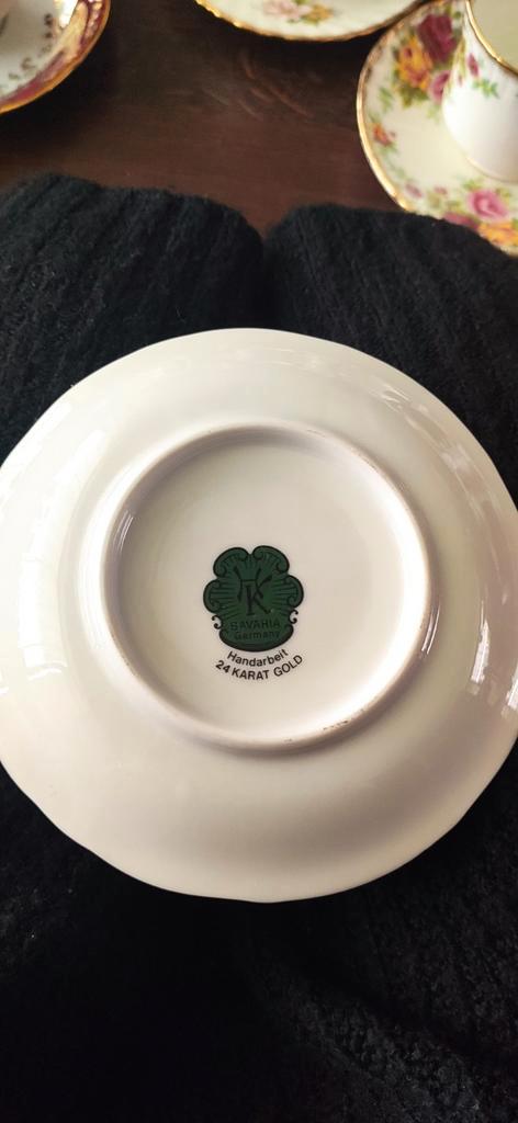 Bavaria Handarbeit Kop en Schotel Set, Antiek en Kunst, Antiek | Servies compleet, Ophalen of Verzenden