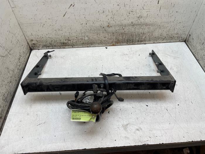 Trekhaak van een Volkswagen Transporter, Auto-onderdelen, Ophanging en Onderstel, Volkswagen, Gebruikt, 3 maanden garantie, Ophalen of Verzenden