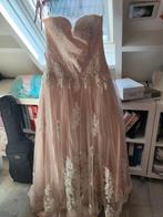 Mooie zalmroze trouwjurk met kant, maat 40, Trouwjurk, Weird closet, Nieuw, Ophalen of Verzenden