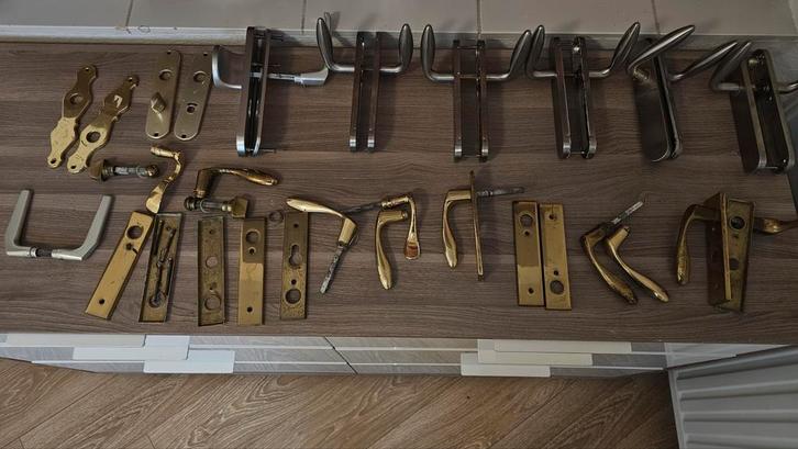 Partij Deurbeslag: RVS, Messing, SKG3 - Alles in 1 koop!, Doe-het-zelf en Verbouw, Deuren en Horren, Binnendeur, 200 tot 215 cm