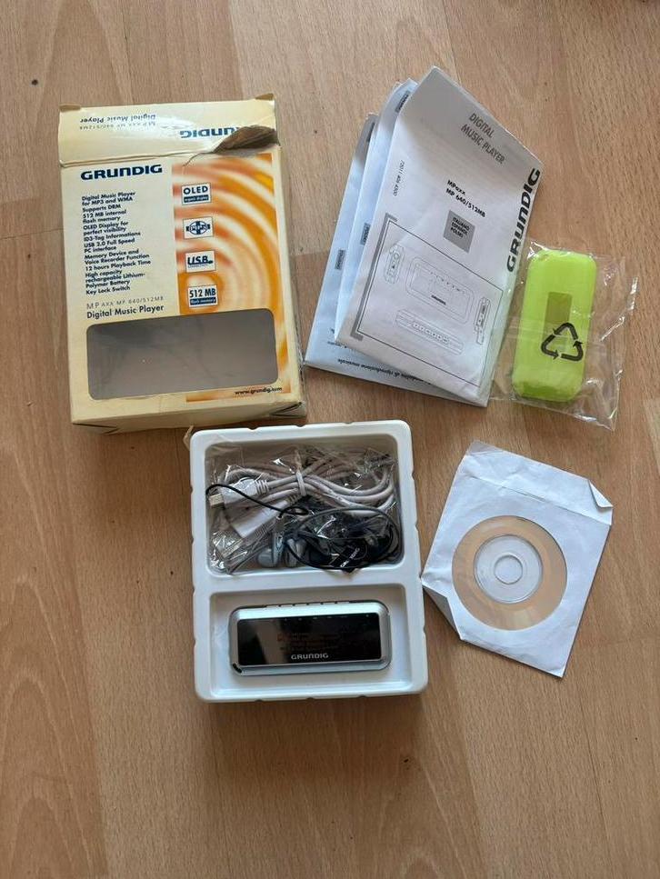 Grundig MP AXX MP 640/512MB - Zilver, Audio, Tv en Foto, Mp3-spelers | Overige merken, Nieuw, Minder dan 2 GB, Overige merken
