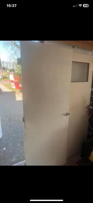 Binnendeuren gratis (nog 4 over) beschikbaar voor biedingen