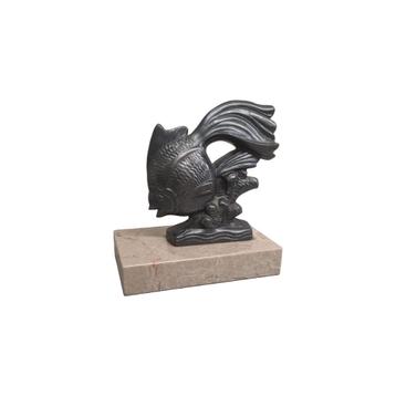 Frans Art Deco beeldje van een goudvis beschikbaar voor biedingen