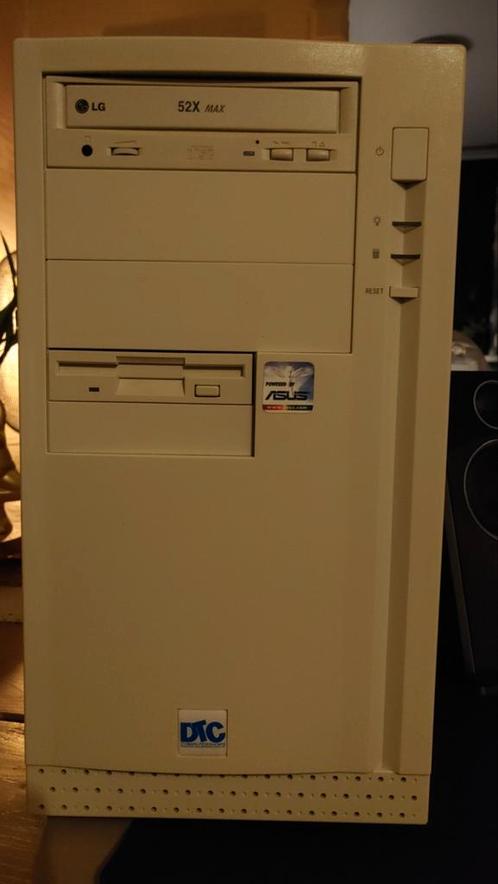 AMD K7 Slot A 700 / Rage 3D / Voodoo3, Computers en Software, Vintage Computers, Ophalen of Verzenden