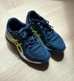 Asics maat 35 binnenschoenen, Ophalen, Zo goed als nieuw