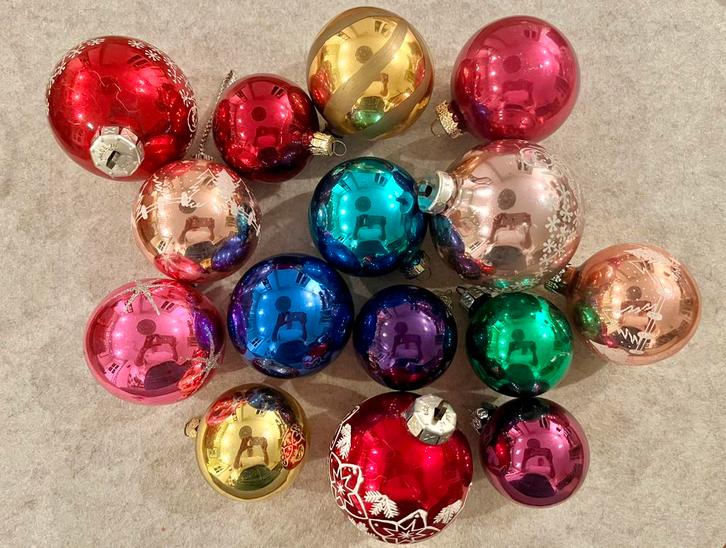 ⭐️ Set vintage gekleurde kerstballen kerst gekleurd kerstbal, Diversen, Kerst, Gebruikt, Ophalen of Verzenden