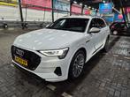 Audi e-tron 55 advanced plus 408pk 2022 lage kmstand 13208km, Automaat, 131 €/maand, 1800 kg, Zwart