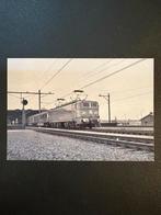 Foto elektrische locomotief NS 1301 te Schiedam (±1955), Ophalen of Verzenden, Zo goed als nieuw, Trein