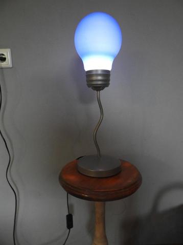 kinder kamer lamp beschikbaar voor biedingen