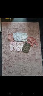 Te koop aangeboden pakket babykleding maat 44, Kinderen en Baby's, Babykleding | Baby-kledingpakketten, Ophalen of Verzenden, Zo goed als nieuw