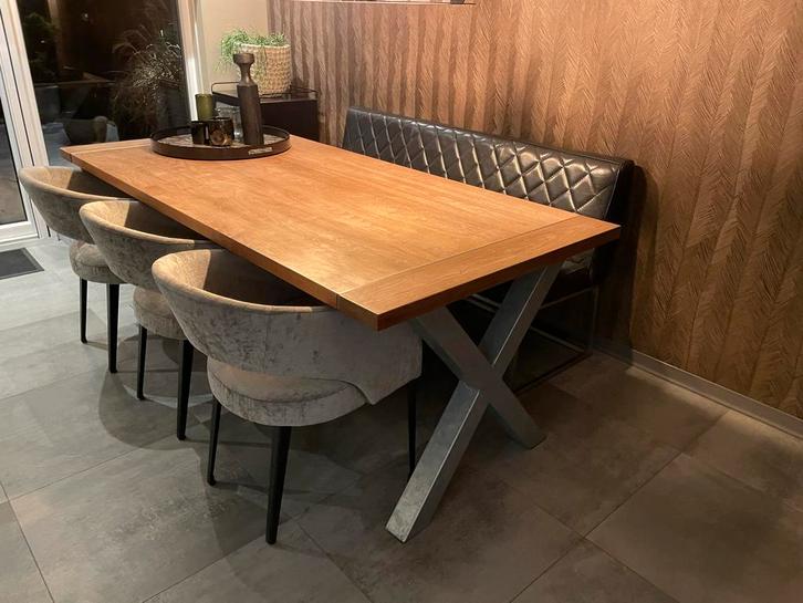 Robuuste notenhouten eettafel 210x100 met kruispoot, Huis en Inrichting, Tafels | Eettafels, Gebruikt, 100 tot 150 cm, 200 cm of meer