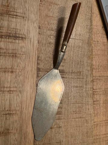 Vintage taartschep met keurmerk beschikbaar voor biedingen