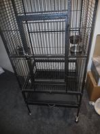 Mooie grote goed onderhouden vogel/pyrrhura kooi, Dieren en Toebehoren, Ophalen, Zo goed als nieuw, Metaal, Vogelkooi