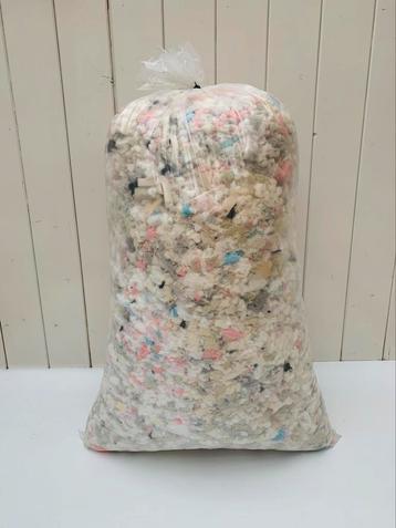250 liter kussenvulling beschikbaar voor biedingen