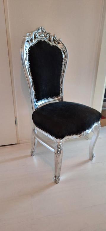 Vintage Stoel met Zwarte Bekleding beschikbaar voor biedingen