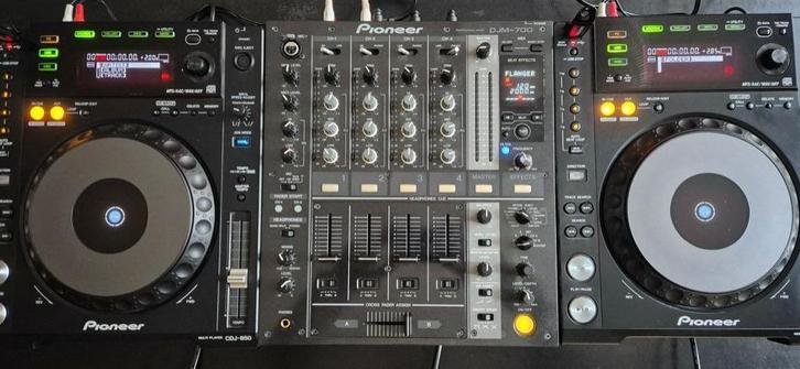 Prachtige DJ-set Pioneer 2x CDJ850-K + DJM700, Muziek en Instrumenten, Dj-sets en Draaitafels, Gebruikt, Dj-set, Pioneer, Ophalen