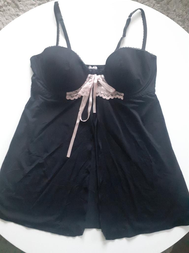 Bh- hemd in 1 Esmara. 85B., Kleding | Dames, Ondergoed en Lingerie, Ophalen of Verzenden, Zwart, BH