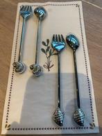 verzilverde lepeltjes en vorkjes met schelpdieren, Overige materialen, Verzilverd, Ophalen of Verzenden, Zo goed als nieuw