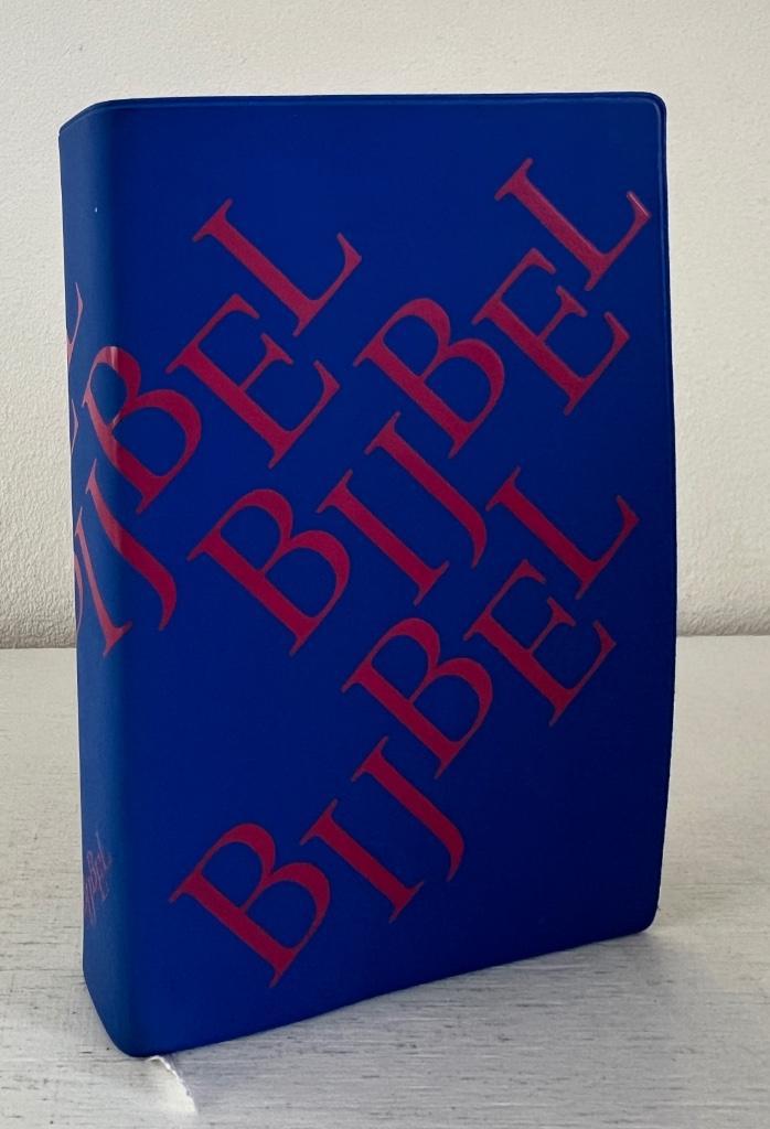 Bijbel NBG standaard extra sterk tweekleurig, Boeken, Godsdienst en Theologie, Zo goed als nieuw, Ophalen of Verzenden