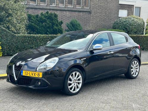 Alfa Romeo Giulietta 1.4 T Distinctive 2010 Led! Nieuwe dist, Auto's, Alfa Romeo, Bedrijf, Te koop, Giulietta, ABS, Airbags, Airconditioning