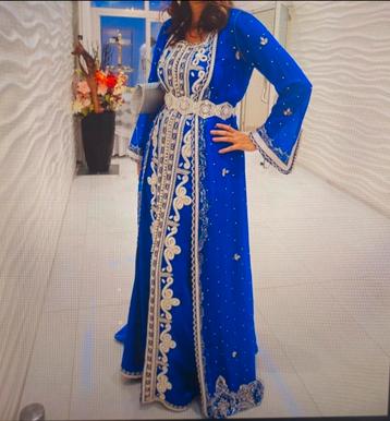 Blauwe takchita hand gemaakt. beschikbaar voor biedingen