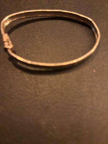 Zilveren Armband beschikbaar voor biedingen